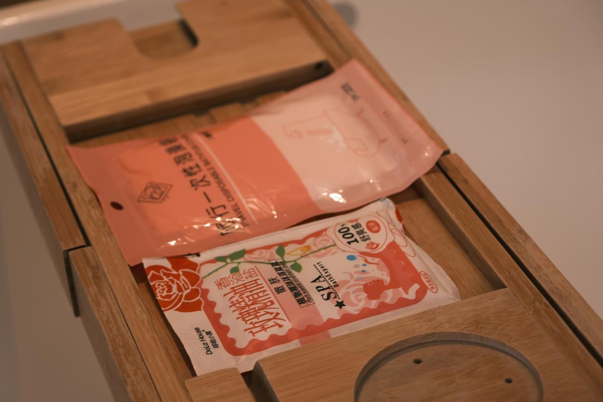 No Flowers Boutique Hostel 昆明 エクステリア 写真