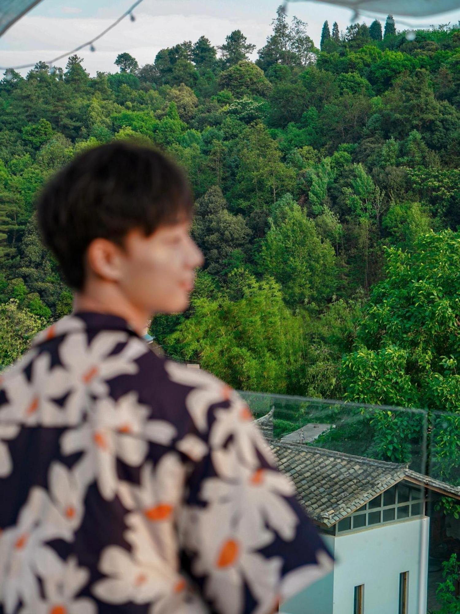 No Flowers Boutique Hostel 昆明 エクステリア 写真