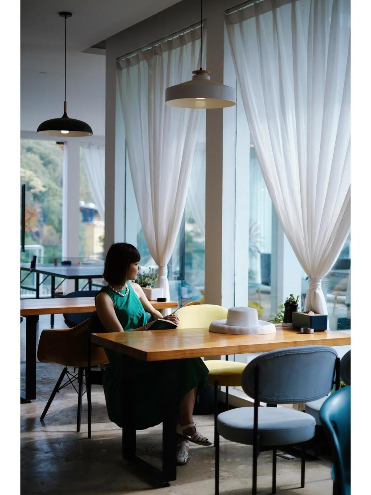 No Flowers Boutique Hostel 昆明 エクステリア 写真